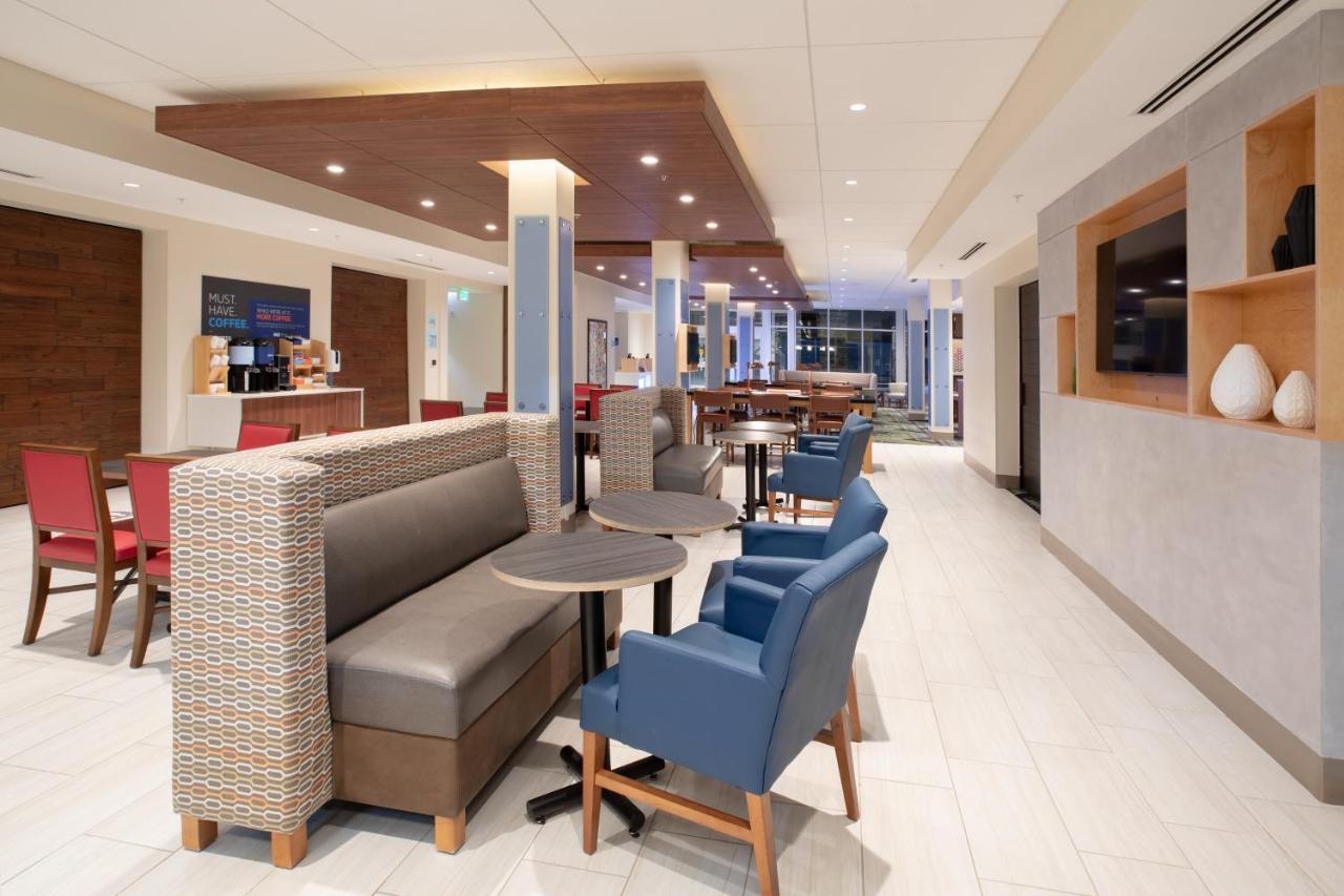 Holiday Inn Express & Suites - Goodland I-70 By Ihg Exterior foto
